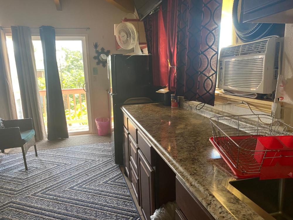 Nice Studio w/ AC near Kehena Beach and lava fields